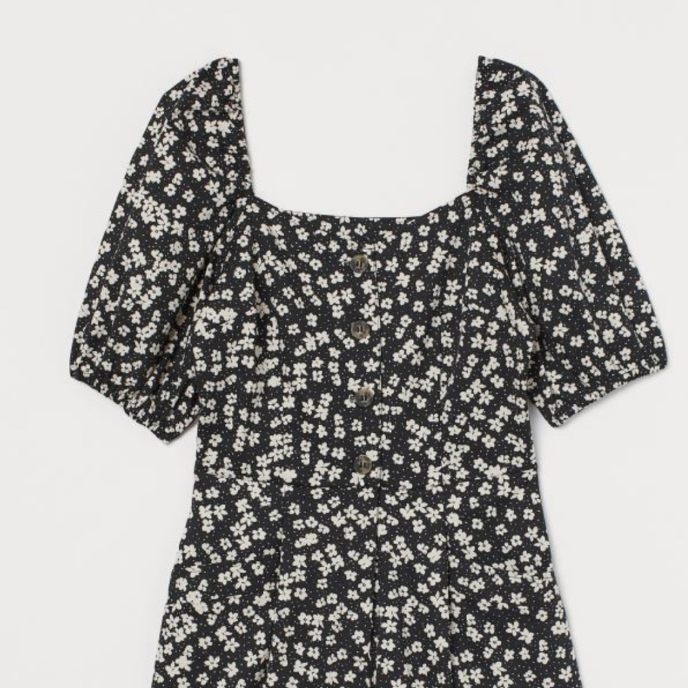 H&M PUFF-SLEEVED FLORAL ROMPER